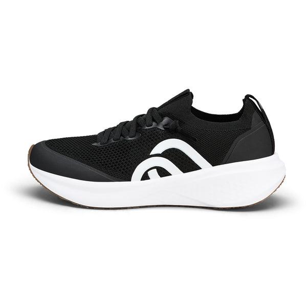 mahabis volare trainers in black x white