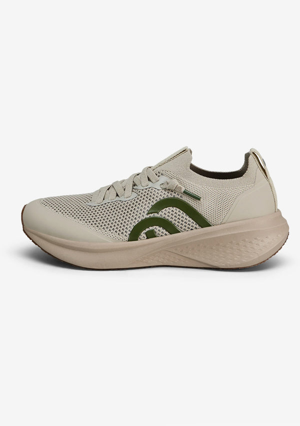 mahabis volare trainers in beige x khaki